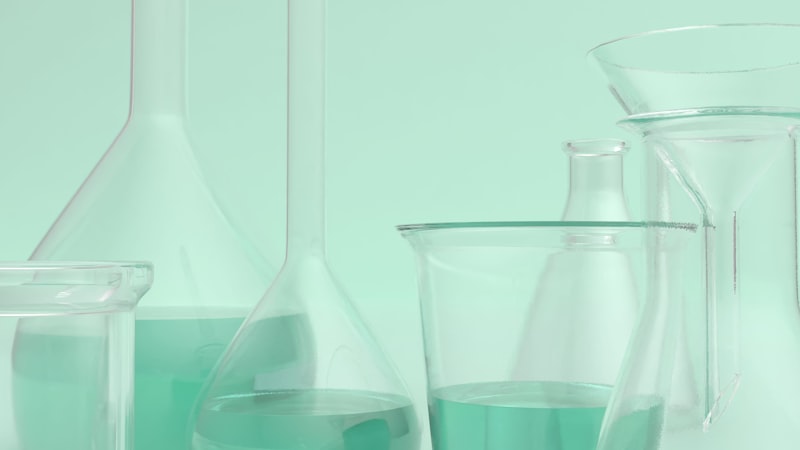 低分子原薬（API）の製造工程とは？化学合成から結晶化・乾燥まで