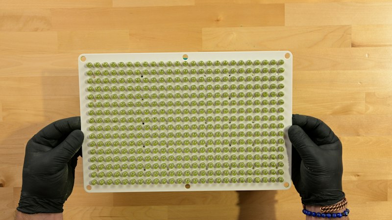 電荷バリアントの正体を、分取せずにMSで特定した論文